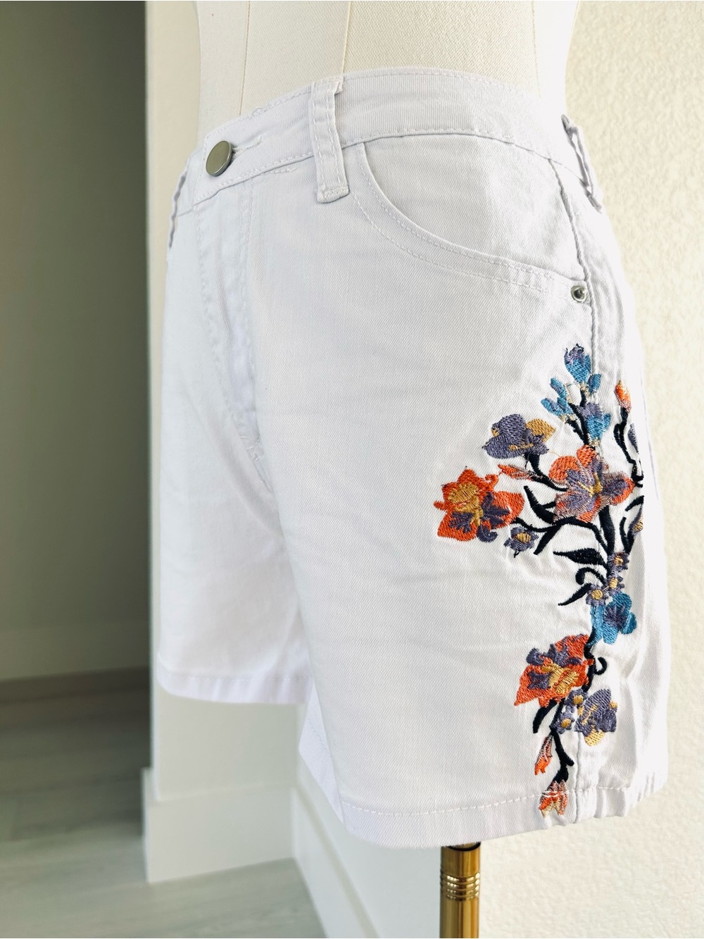 White Embroidered Women’s Jean Shorts